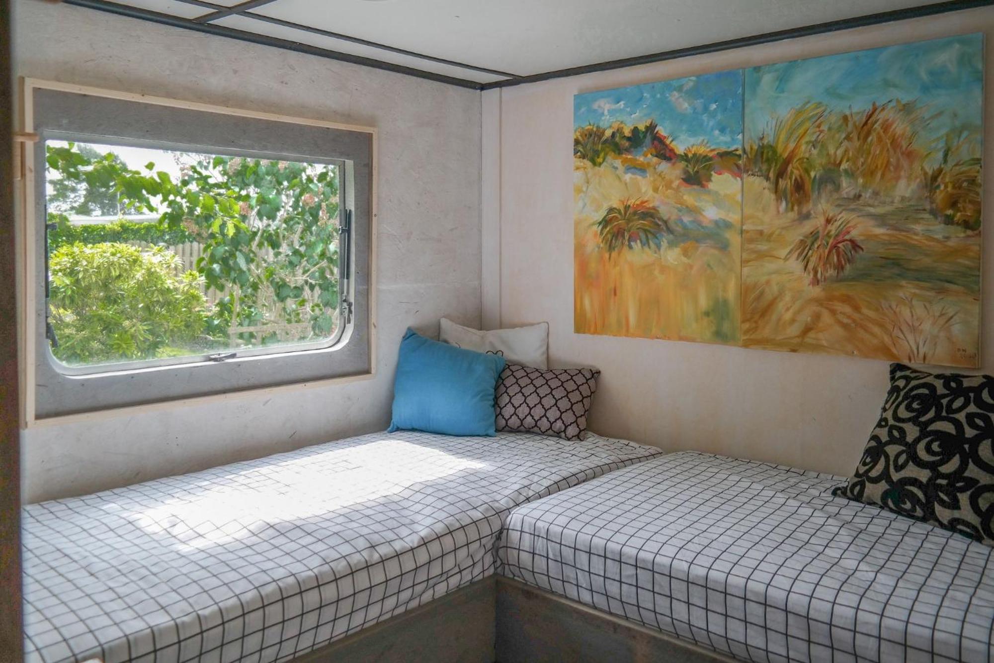 Het Kleine Huis Mobile Home By The Harbour And The Lauwersmeer Anjum Exterior photo